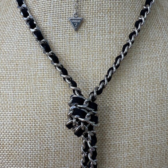 Guess Black & Silver Chain Tassel Necklace With Knot Design Adjustable Length Fa - Picture 4 of 12